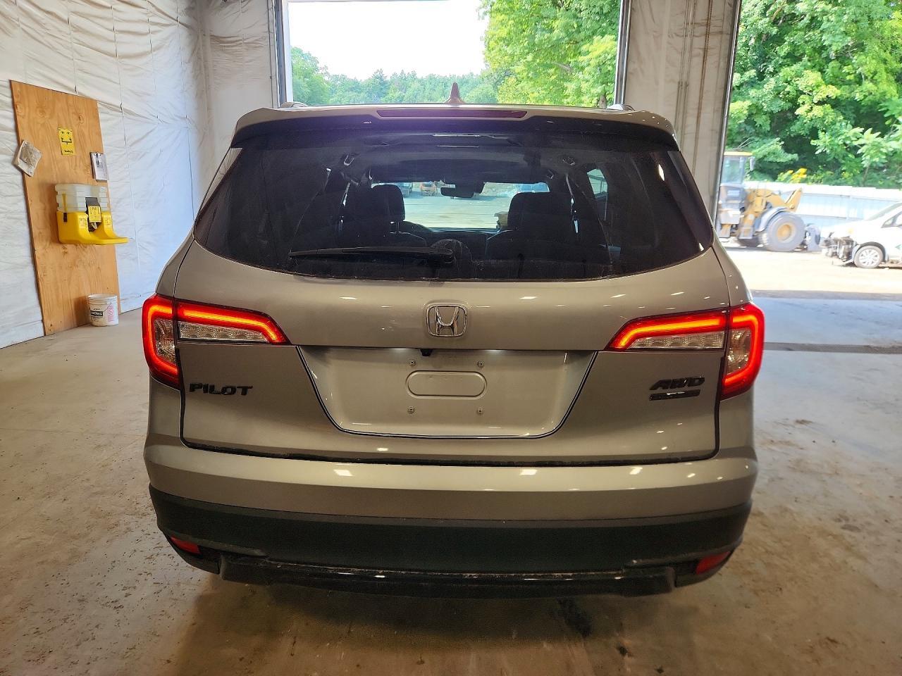 2022 Honda Pilot Se - Фото 6
