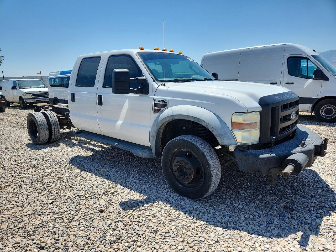 2010 Ford F450 Super - Фото 4