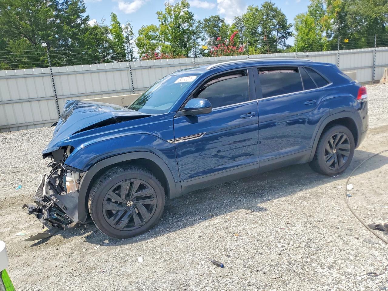 2022 Volkswagen Atlas Cross Sport Se