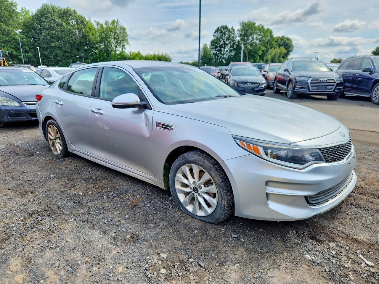 2017 Kia Optima Lx - Фото 4