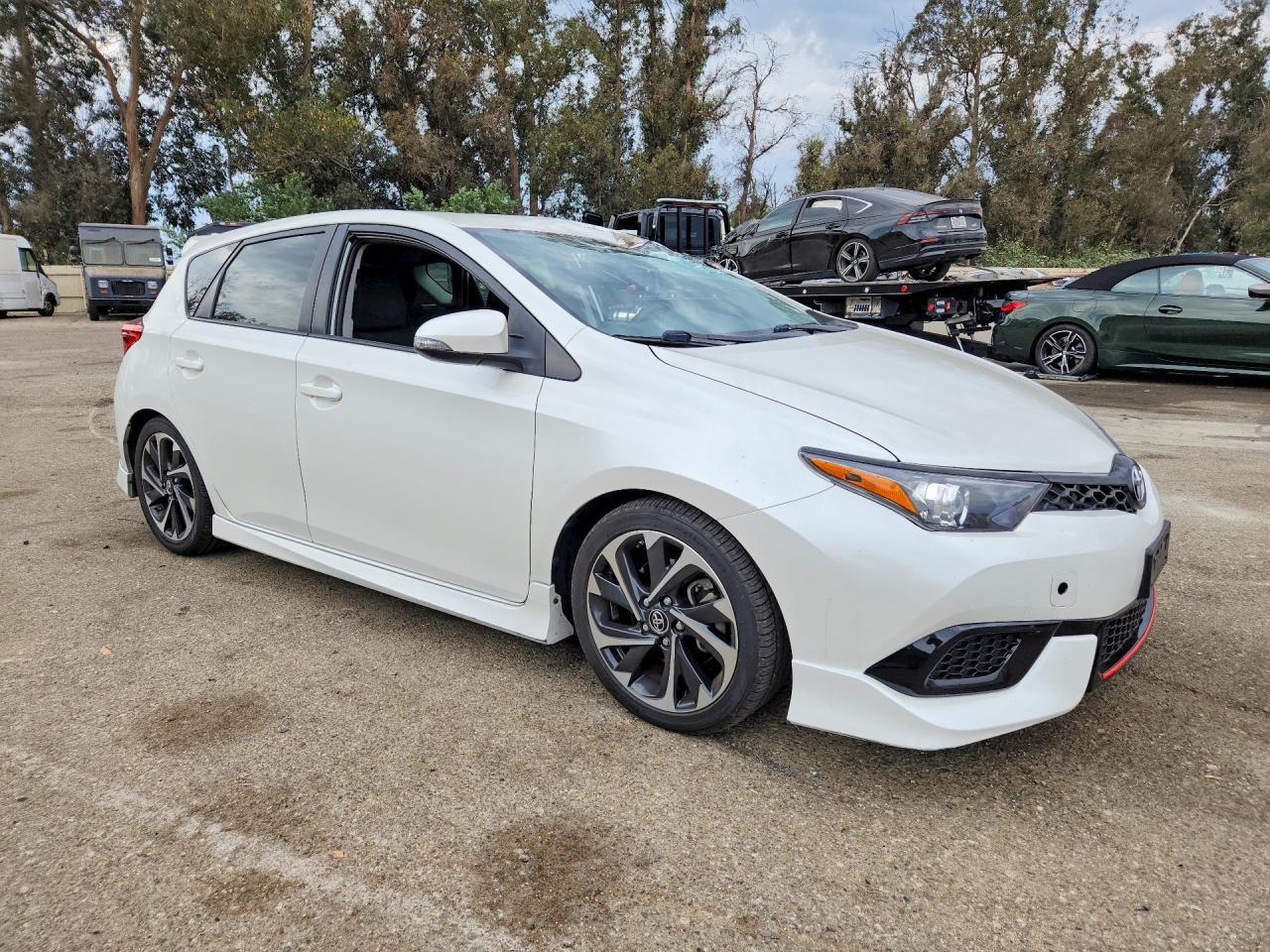 2017 Toyota Corolla Im Base - Image 4