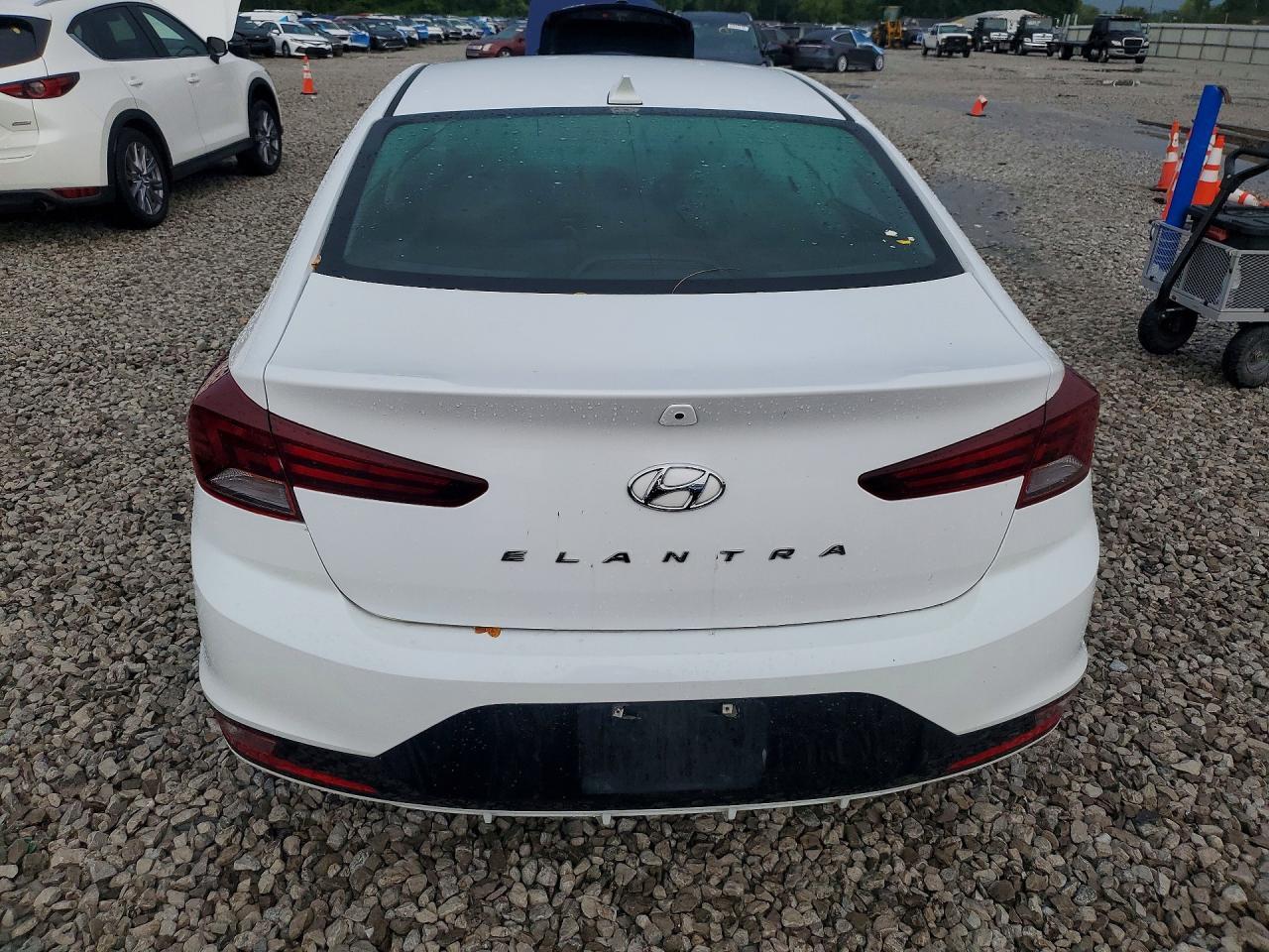 2019 Hyundai Elantra Sel - Фото 6