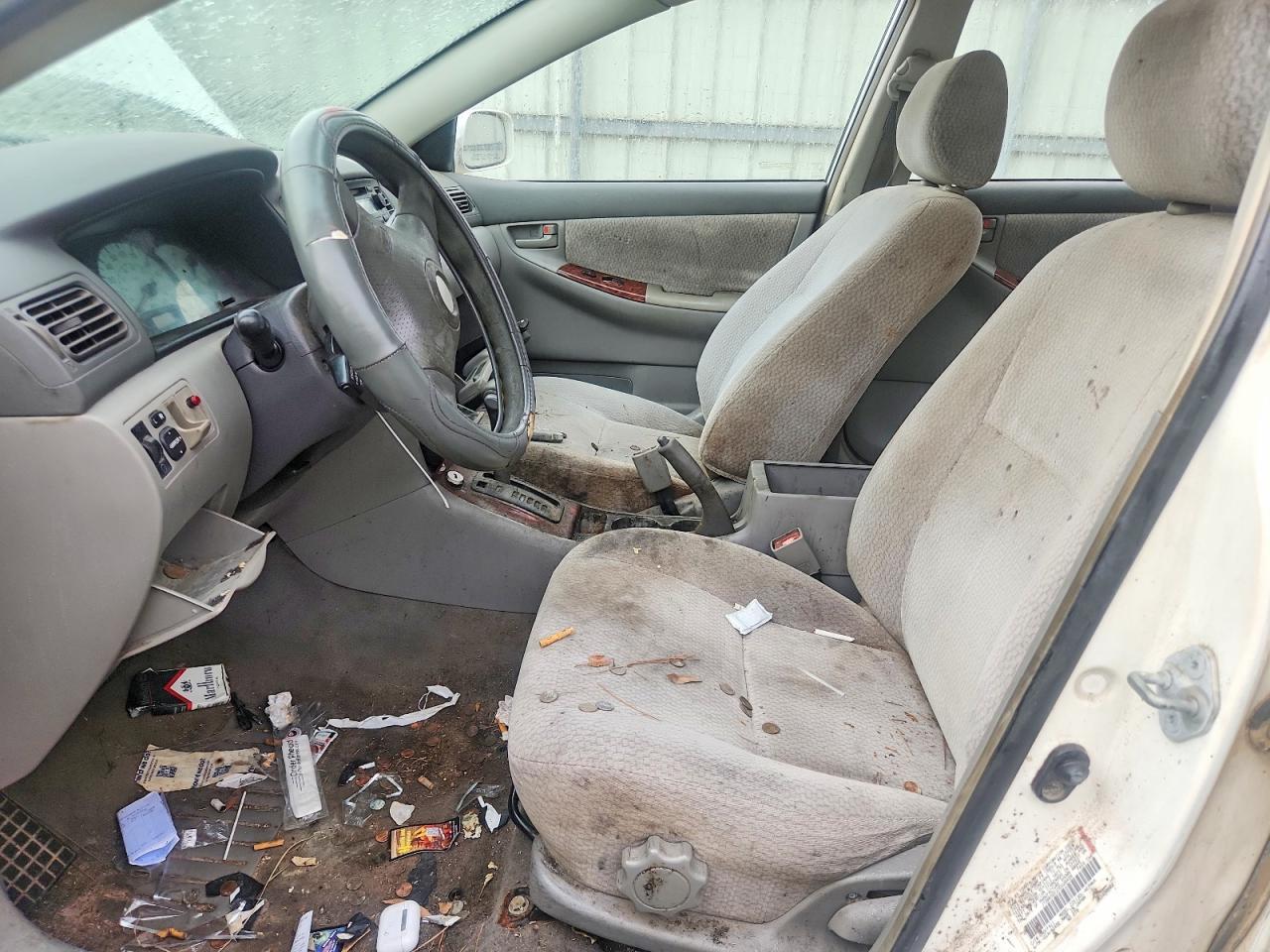 2003 Toyota Corolla Le - Image 7