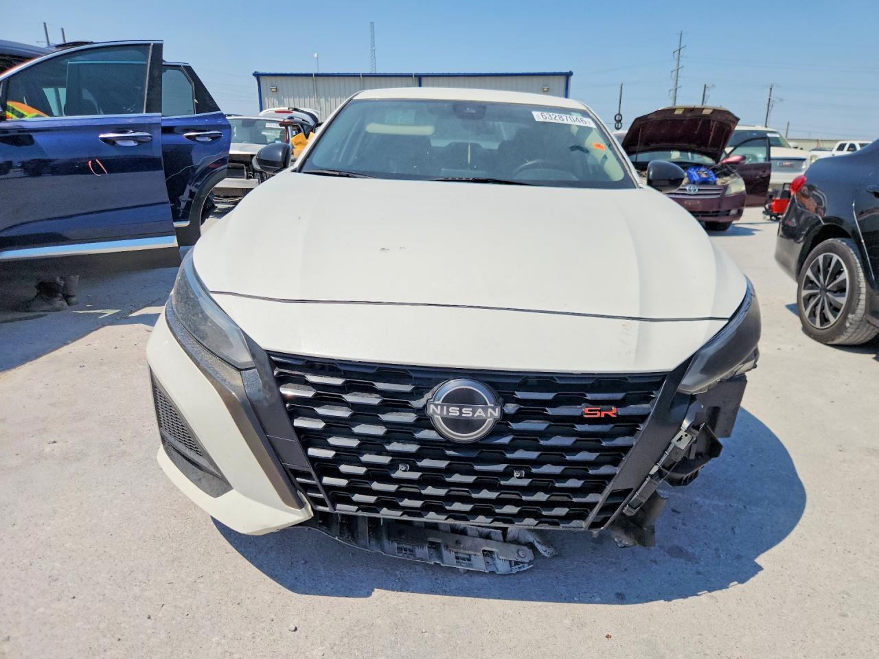 2023 Nissan Altima Sr - Image 5