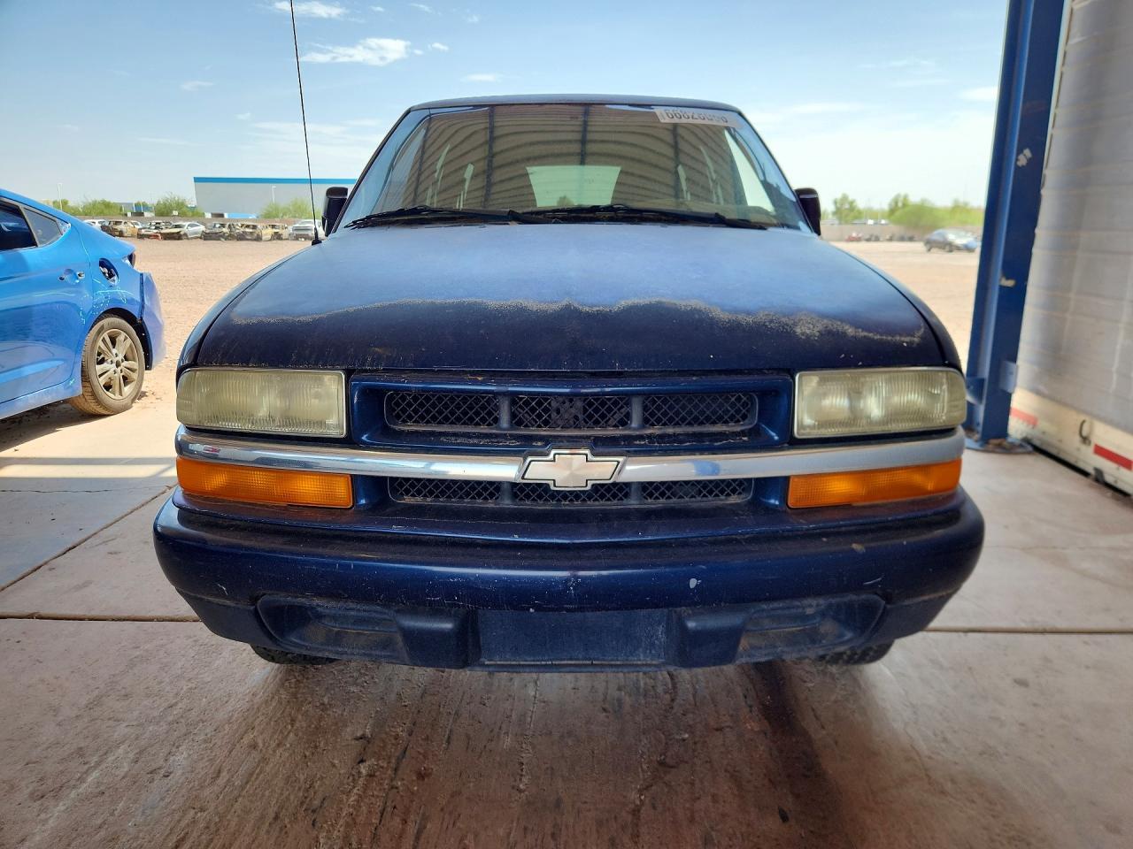 2002 Chevrolet Blazer - Image 5