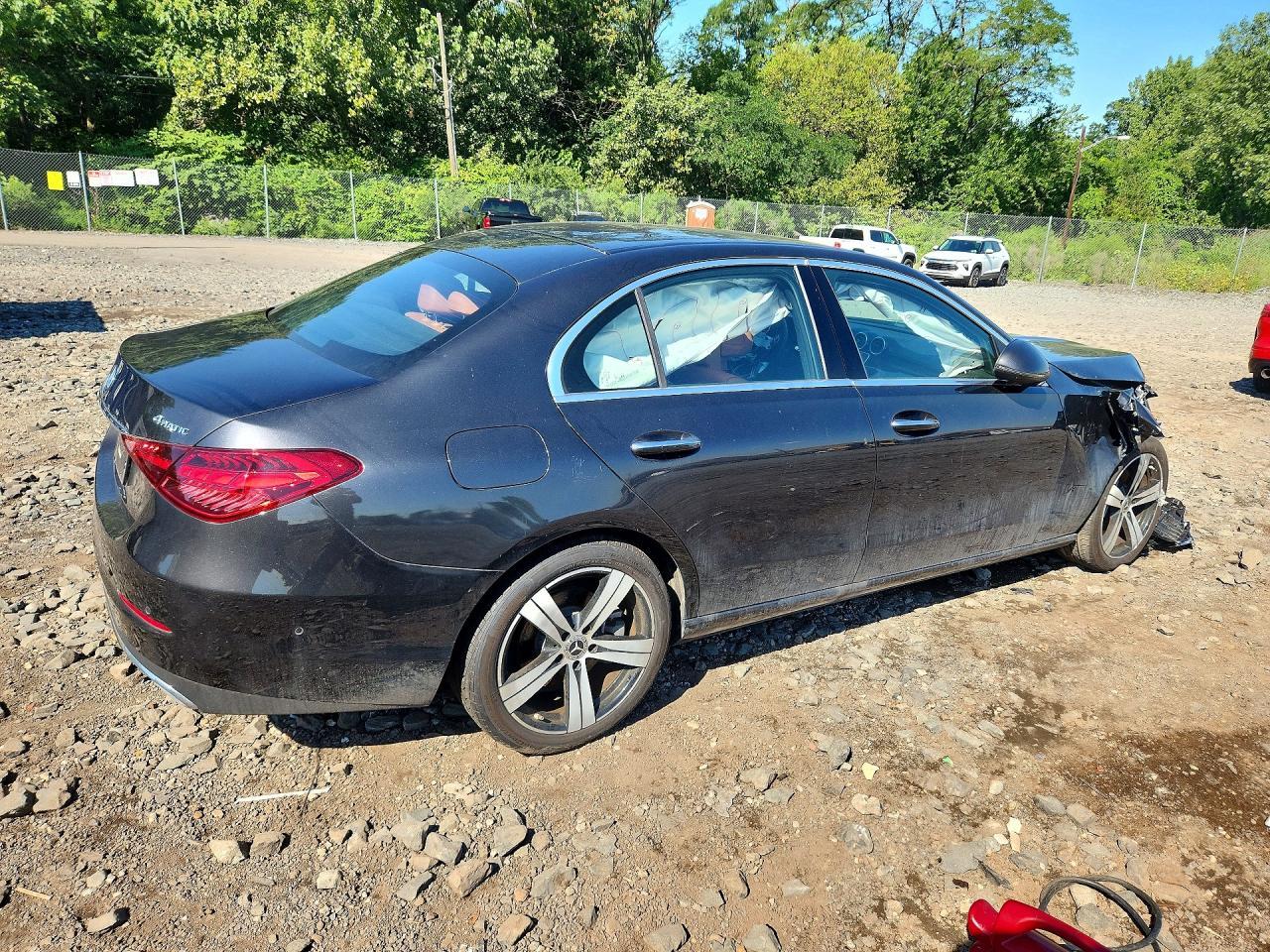2025 Mercedes-Benz C 300 4Matic - Фото 3