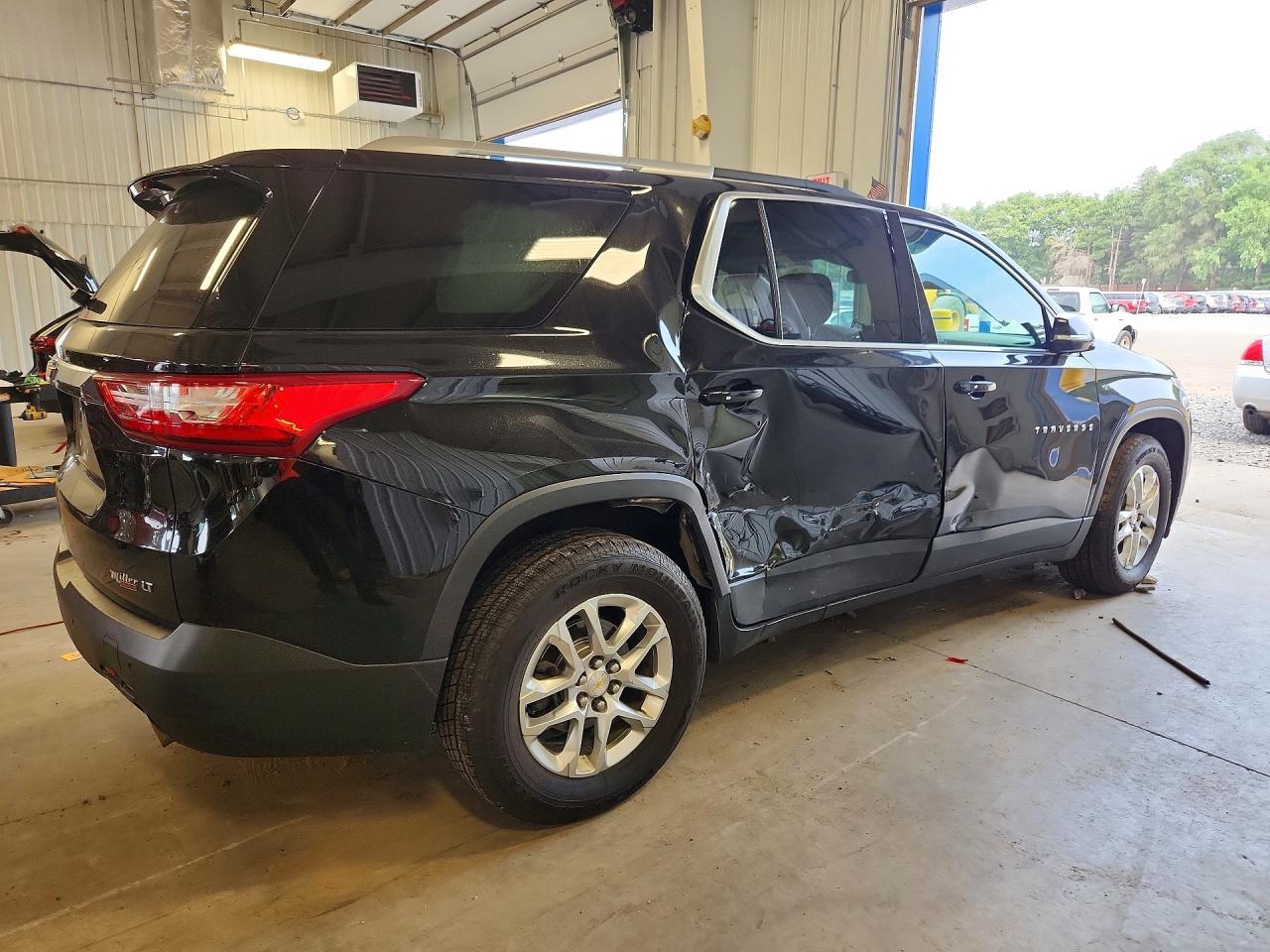 2018 Chevrolet Traverse Lt - Фото 3