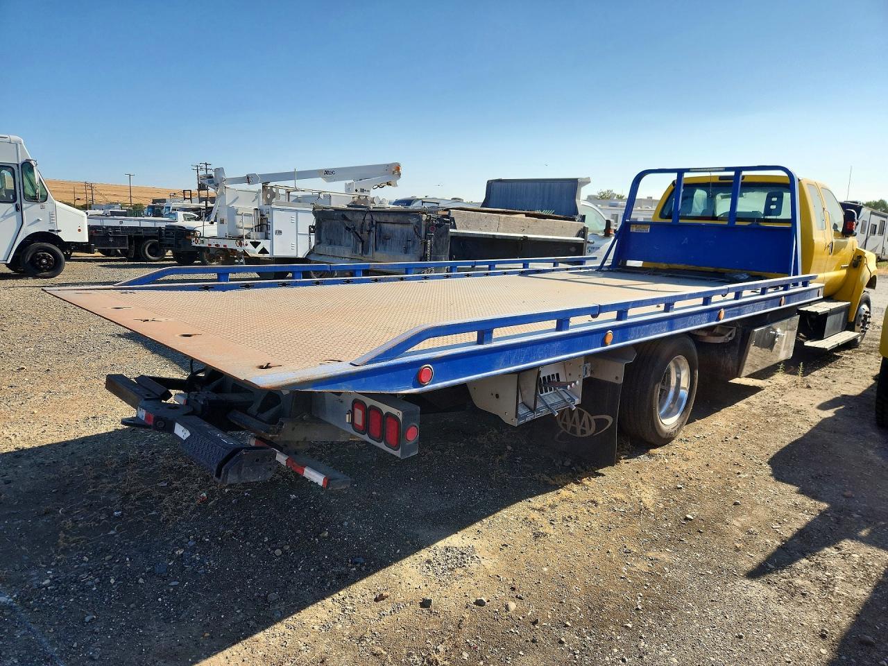 2019 Ford F650 Super Duty - Фото 3