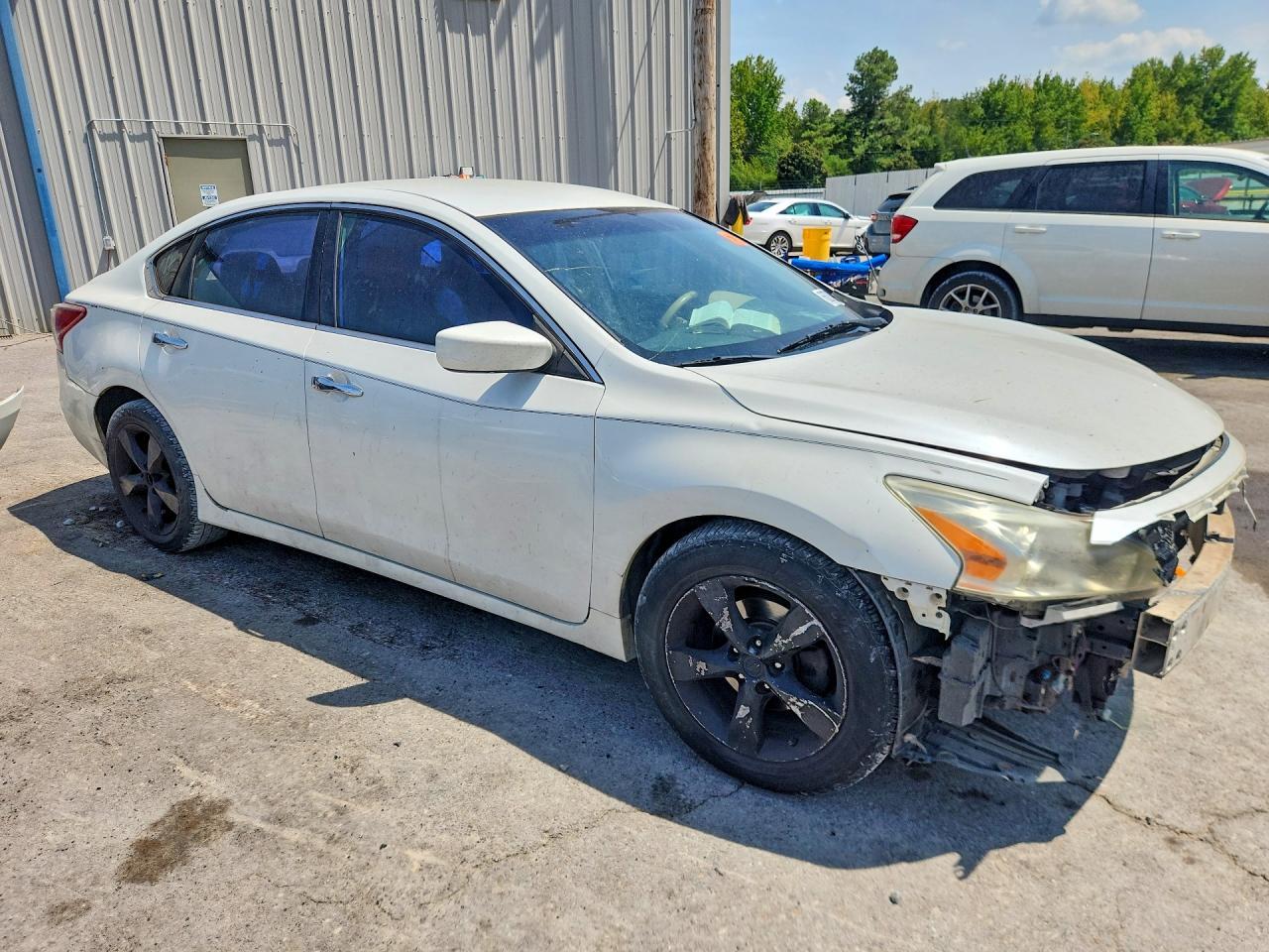 2013 Nissan Altima 2.5 - Image 4