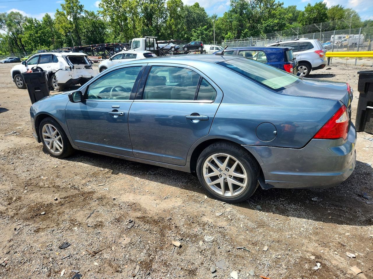 2012 Ford Fusion Sel - Image 2