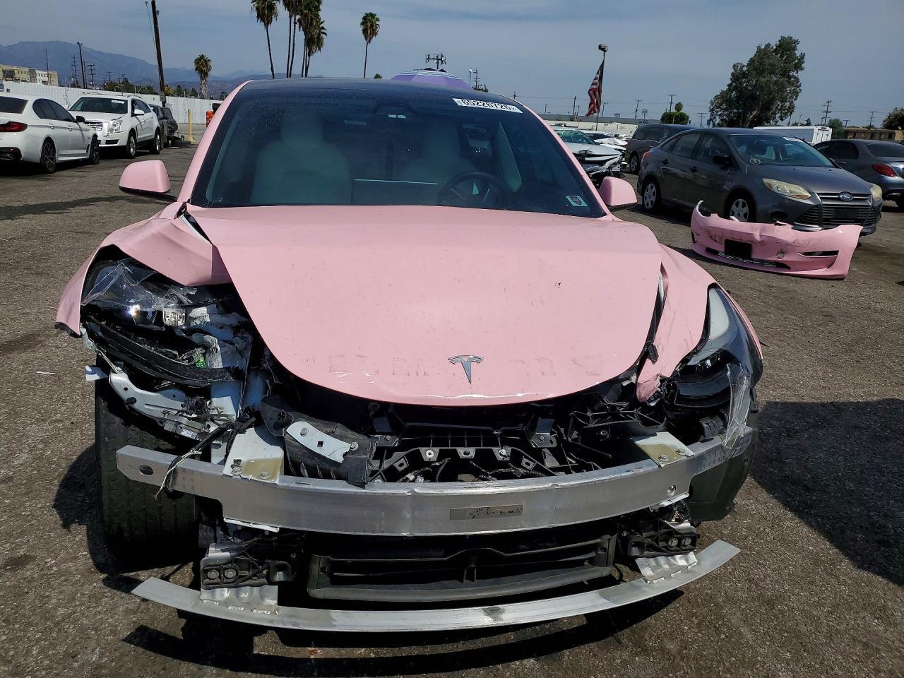 2022 Tesla Model 3 - Image 5