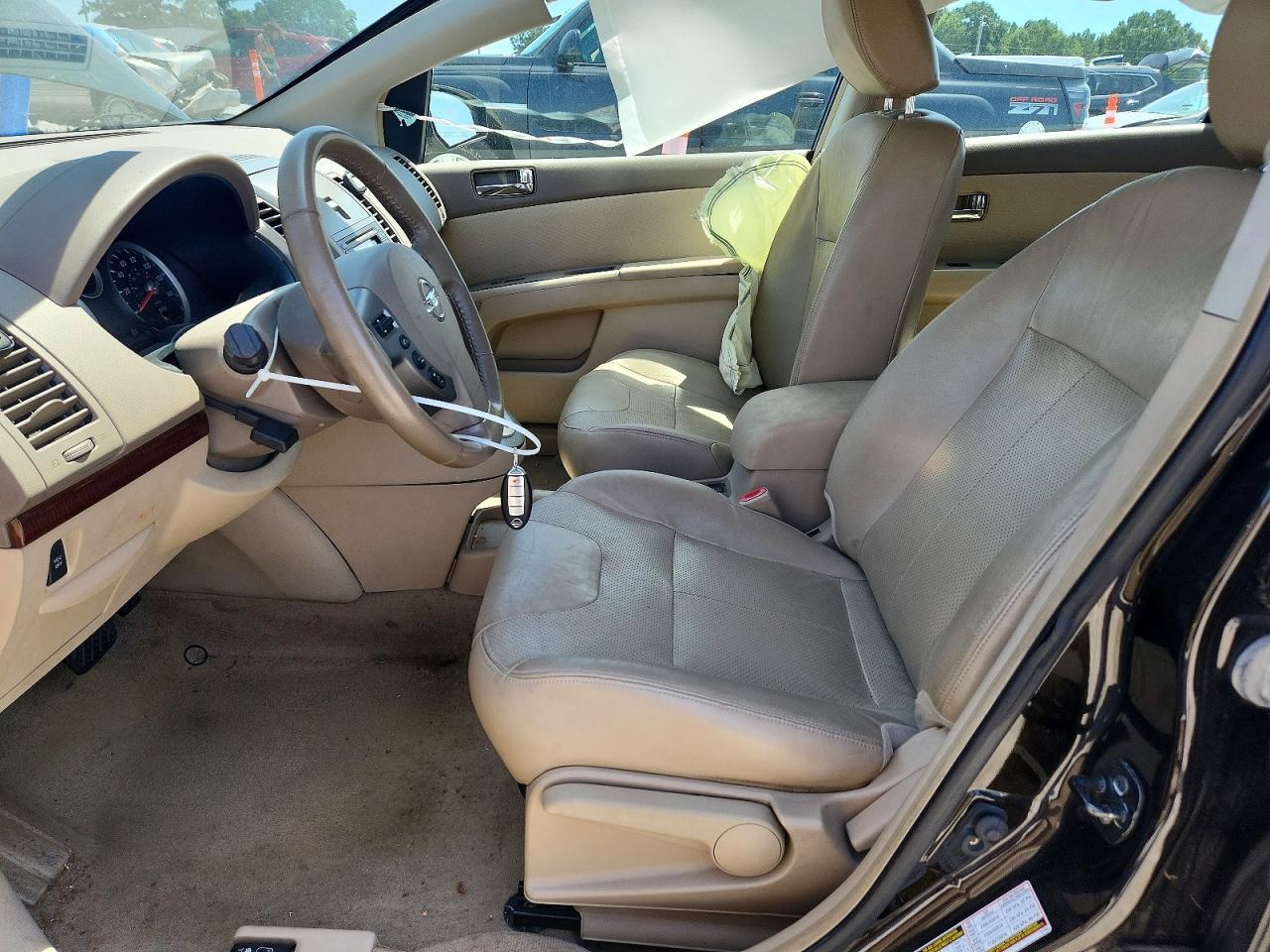 2010 Nissan Sentra 2.0 - Фото 7