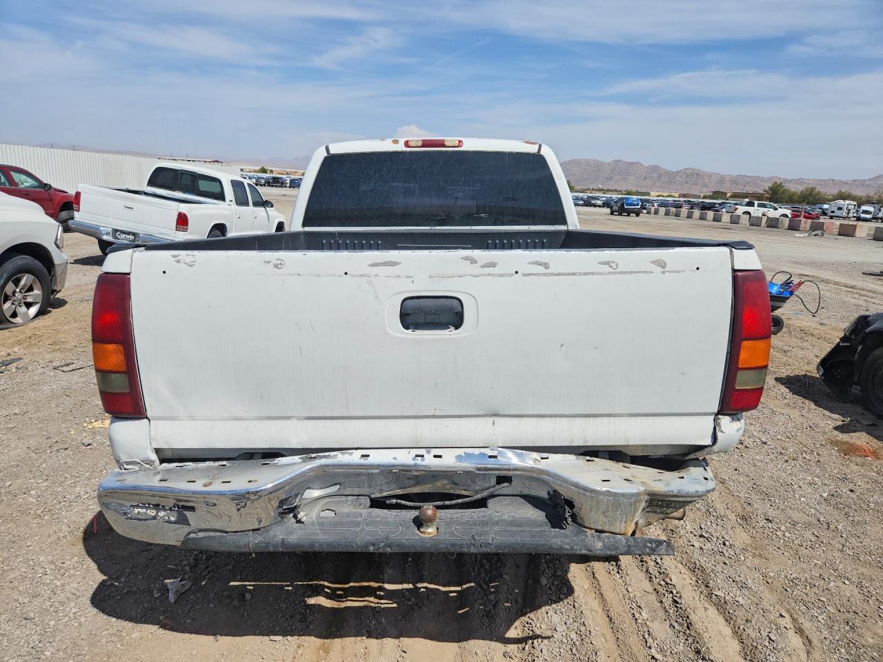 2001 GMC New Sierra C1500 - Фото 6
