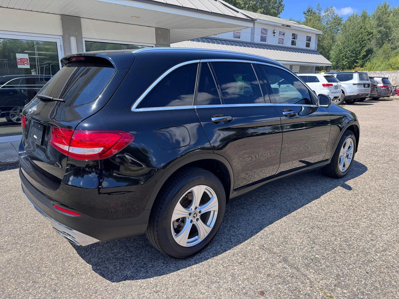 2017 Mercedes-Benz Glc 300 - Фото 4