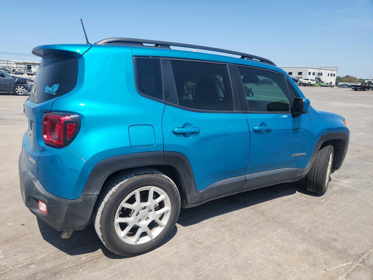 2020 Jeep Renegade Latitude - Фото 3
