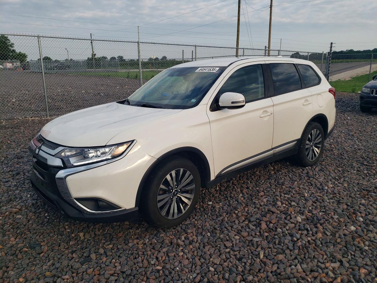 2020 Mitsubishi Outlander Se