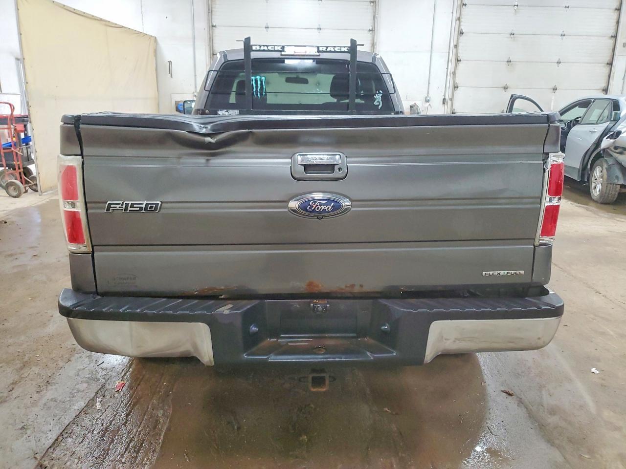 2011 Ford F150 - Фото 6