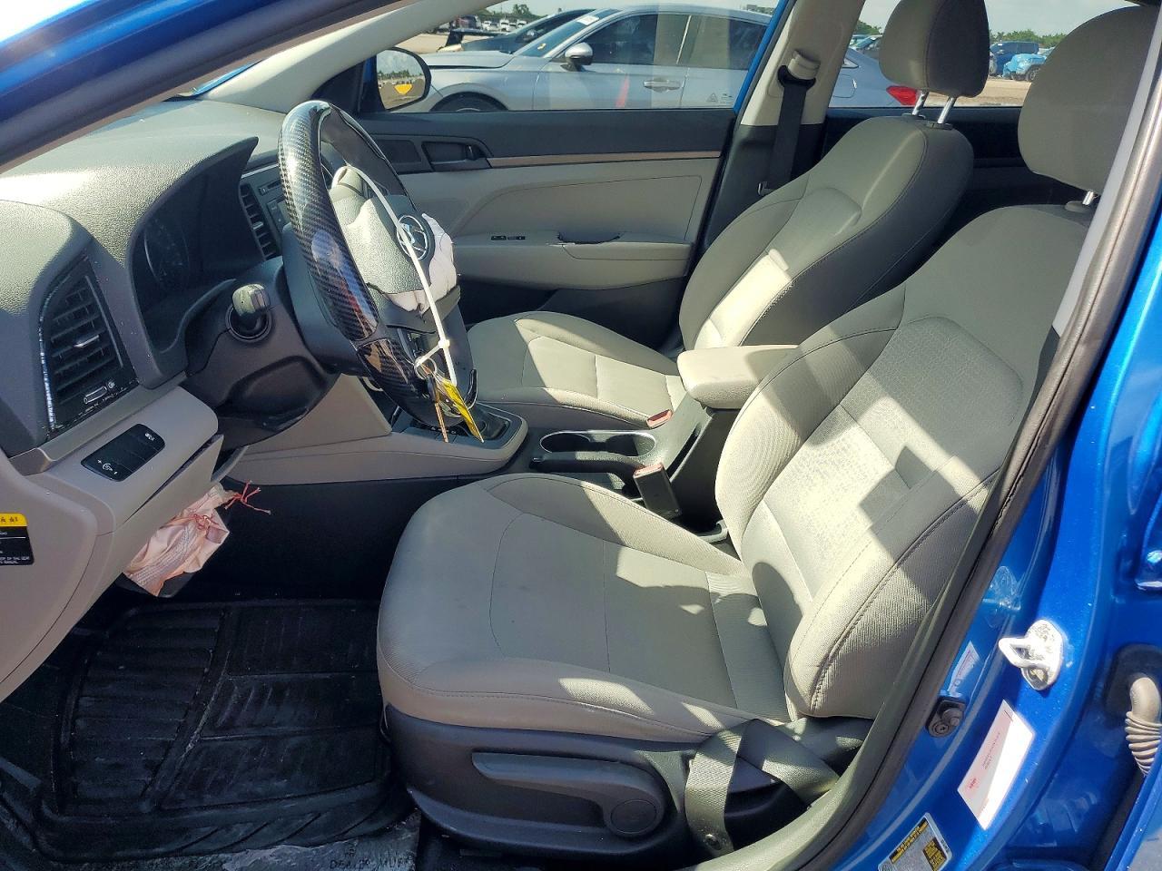 2017 Hyundai Elantra Se - Фото 7