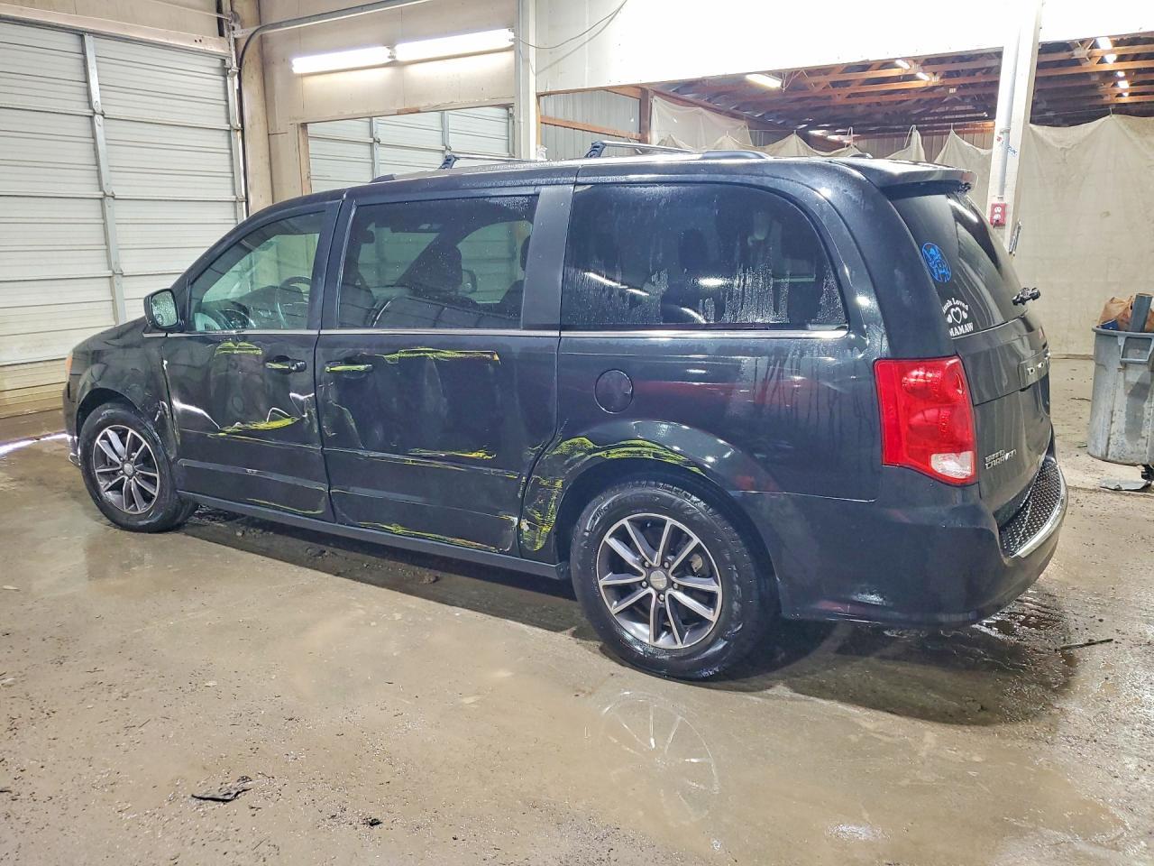 2017 Dodge Grand Caravan Sxt - Фото 2