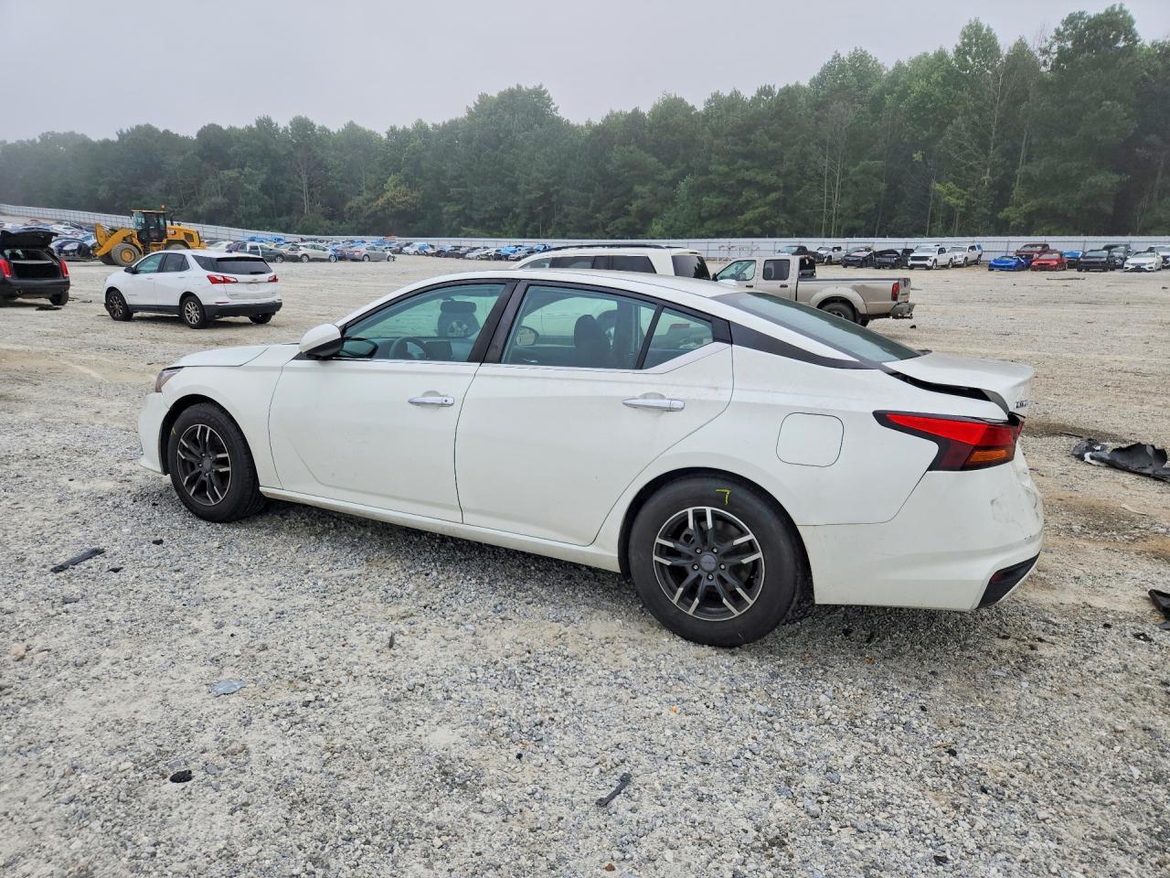 2020 Nissan Altima S - Image 2