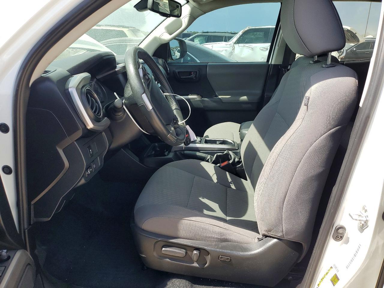 2023 Toyota Tacoma Sr5 V6 - Image 7