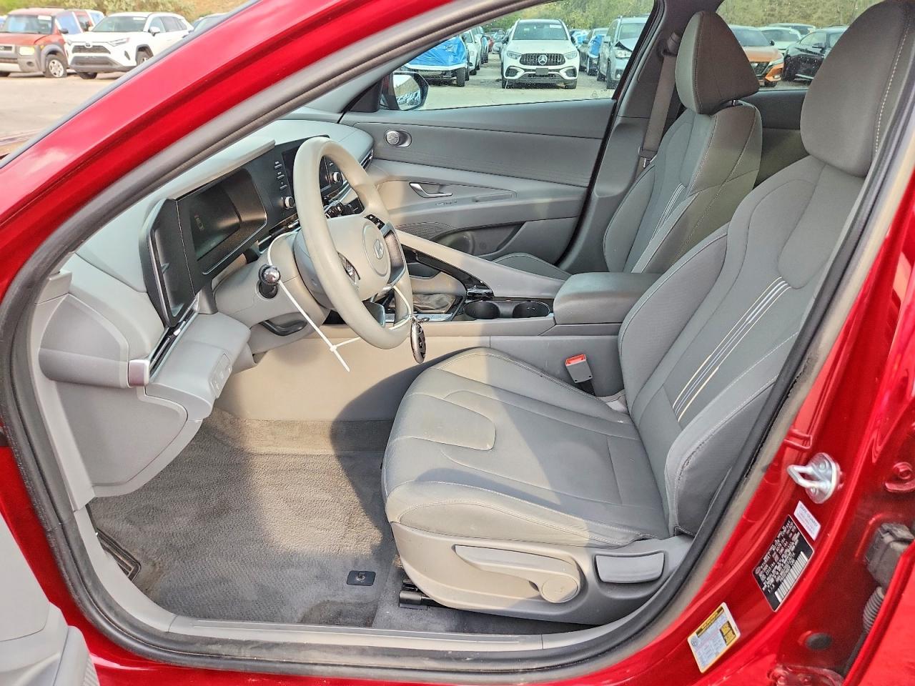 2025 Hyundai Elantra Hybrid Blue - Фото 7