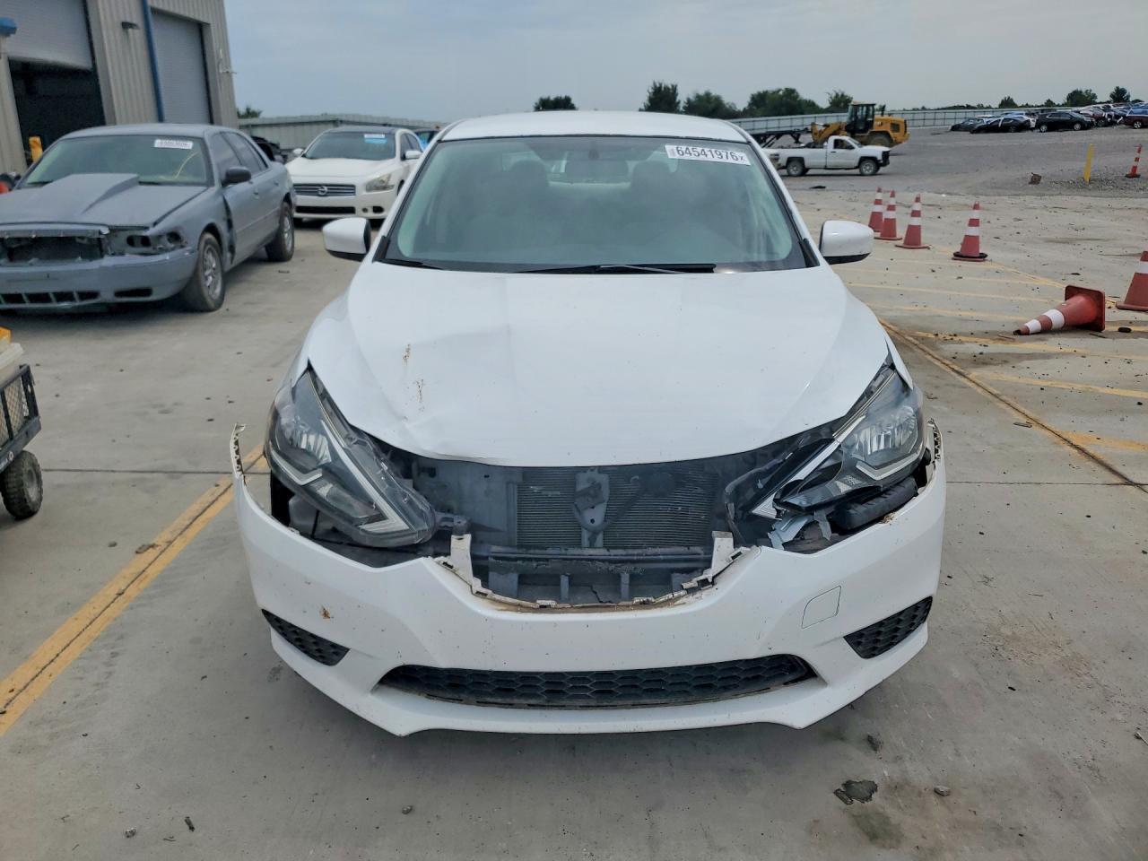 2016 Nissan Sentra S - Фото 5