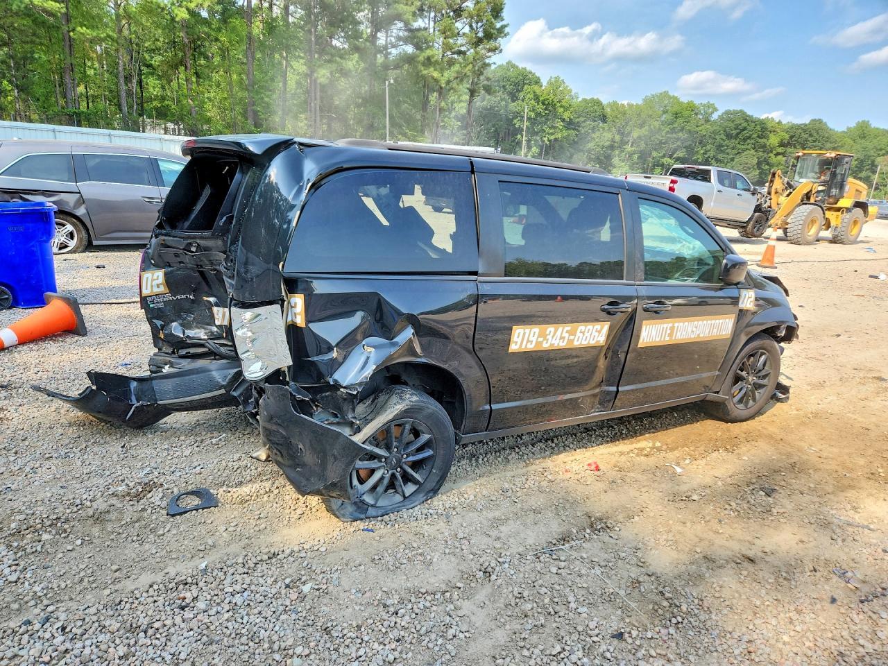 2019 Dodge Grand Caravan Gt - Image 3