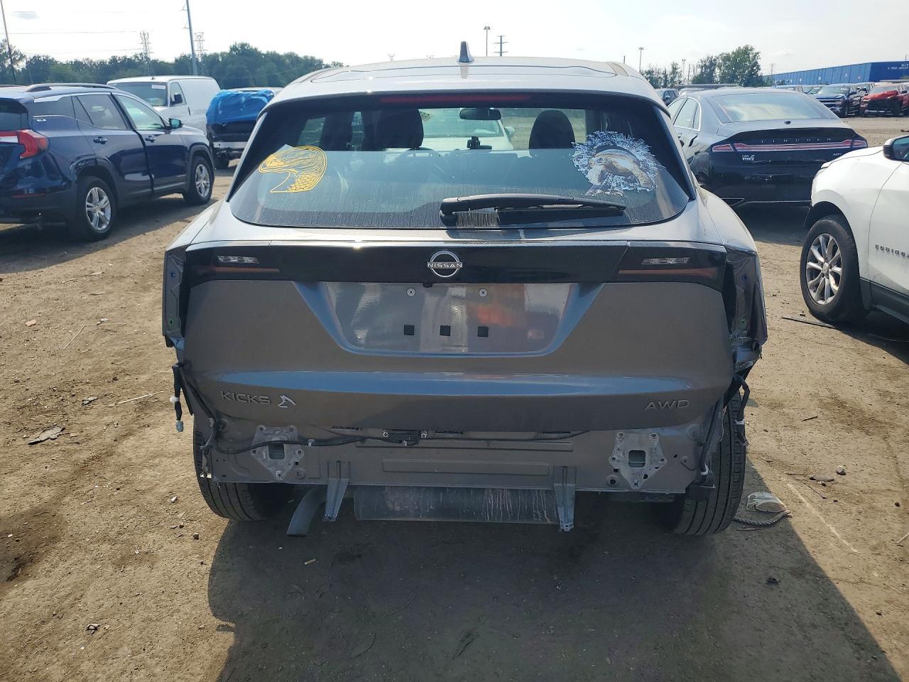 2025 Nissan Kicks S - Фото 6