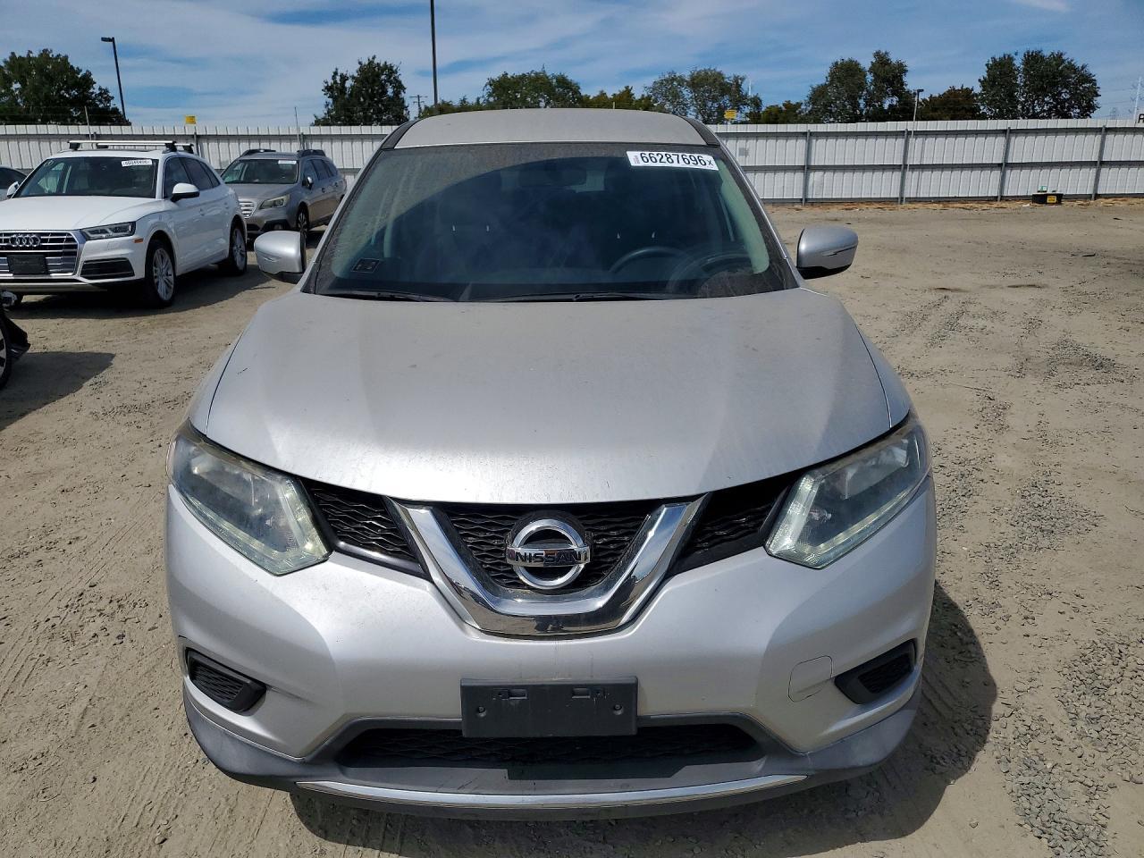 2015 Nissan Rogue S - Фото 5
