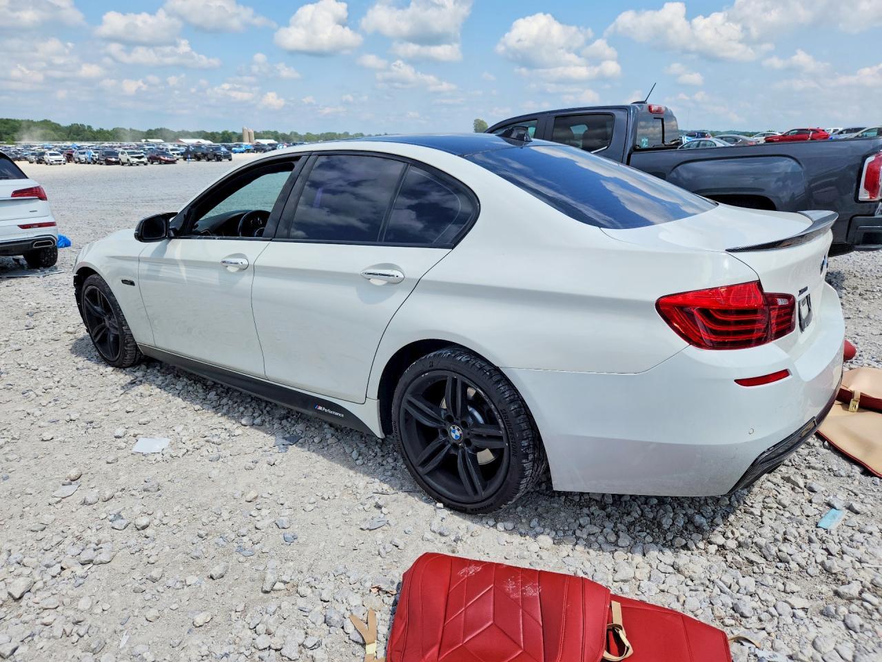 2015 BMW 535 Xi - Фото 2