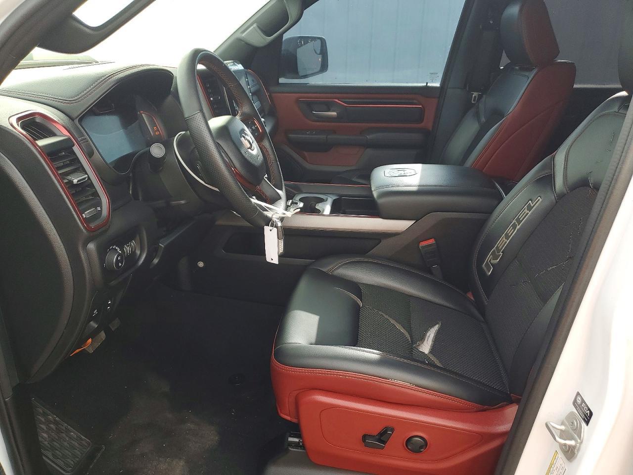 2025 Ram 1500 Rebel - Фото 7