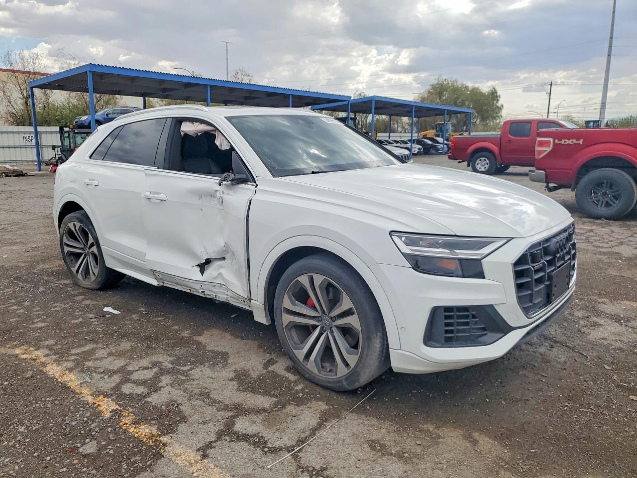 2019 Audi Q8 Premium Plus - Image 4