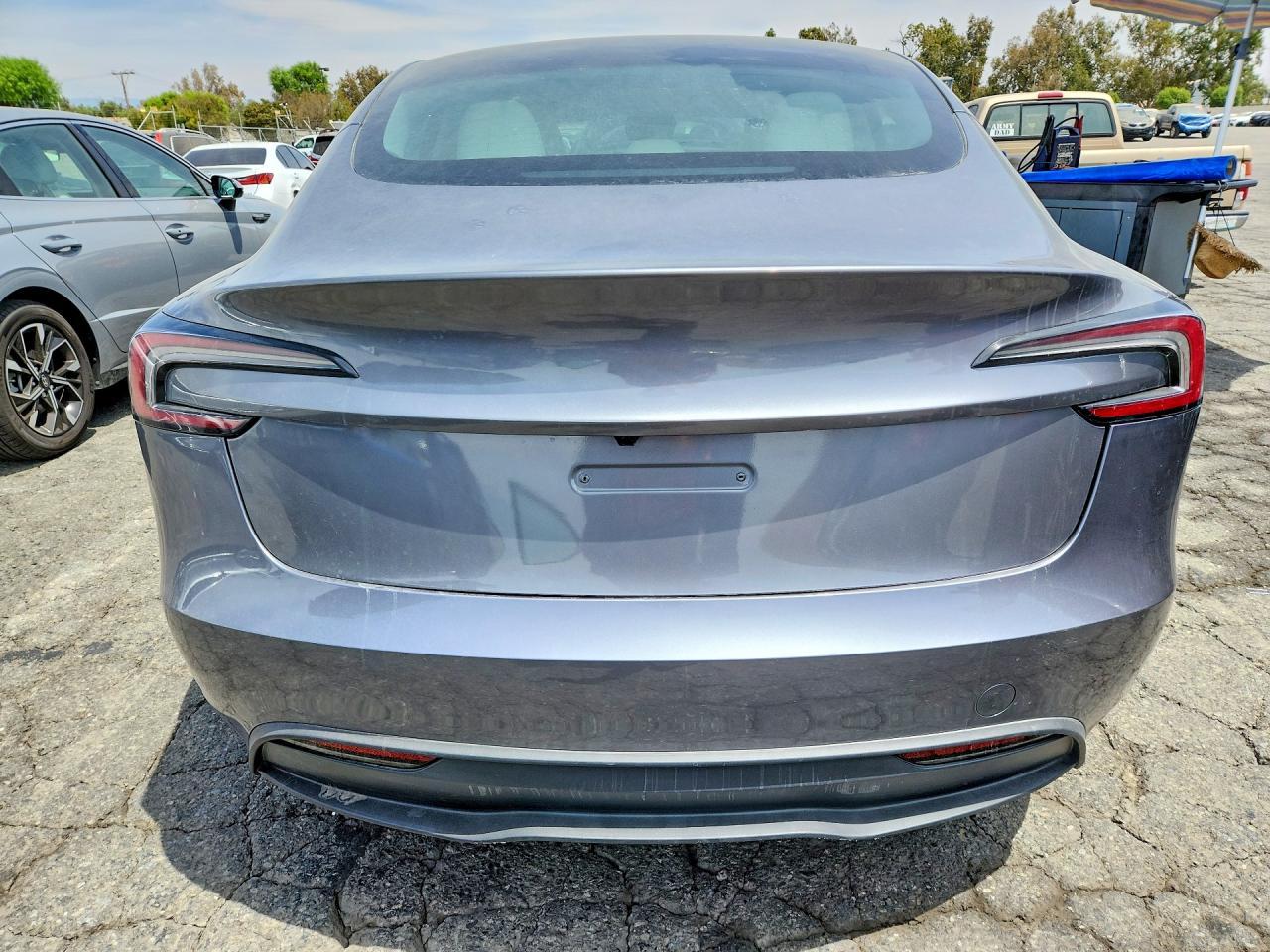 2025 Tesla Model 3 - Image 6