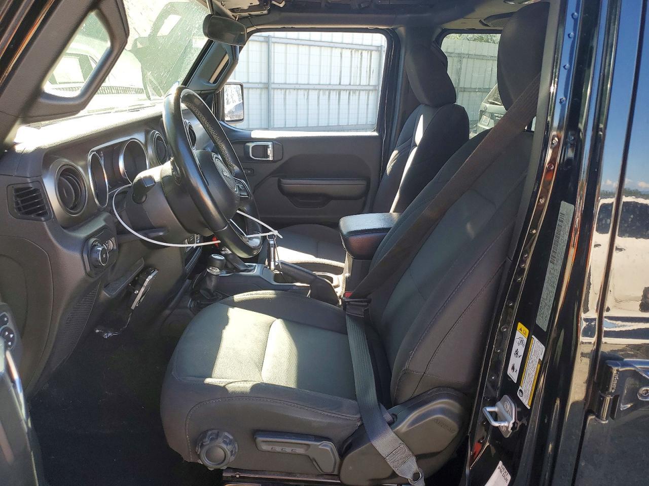 2019 Jeep Wrangler Unlimited Sport - Фото 7