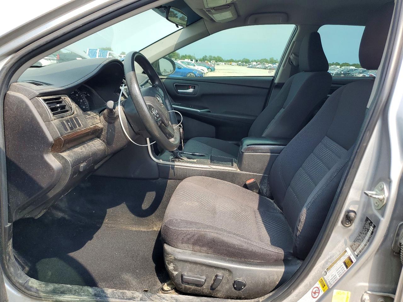 2015 Toyota Camry Le - Фото 7