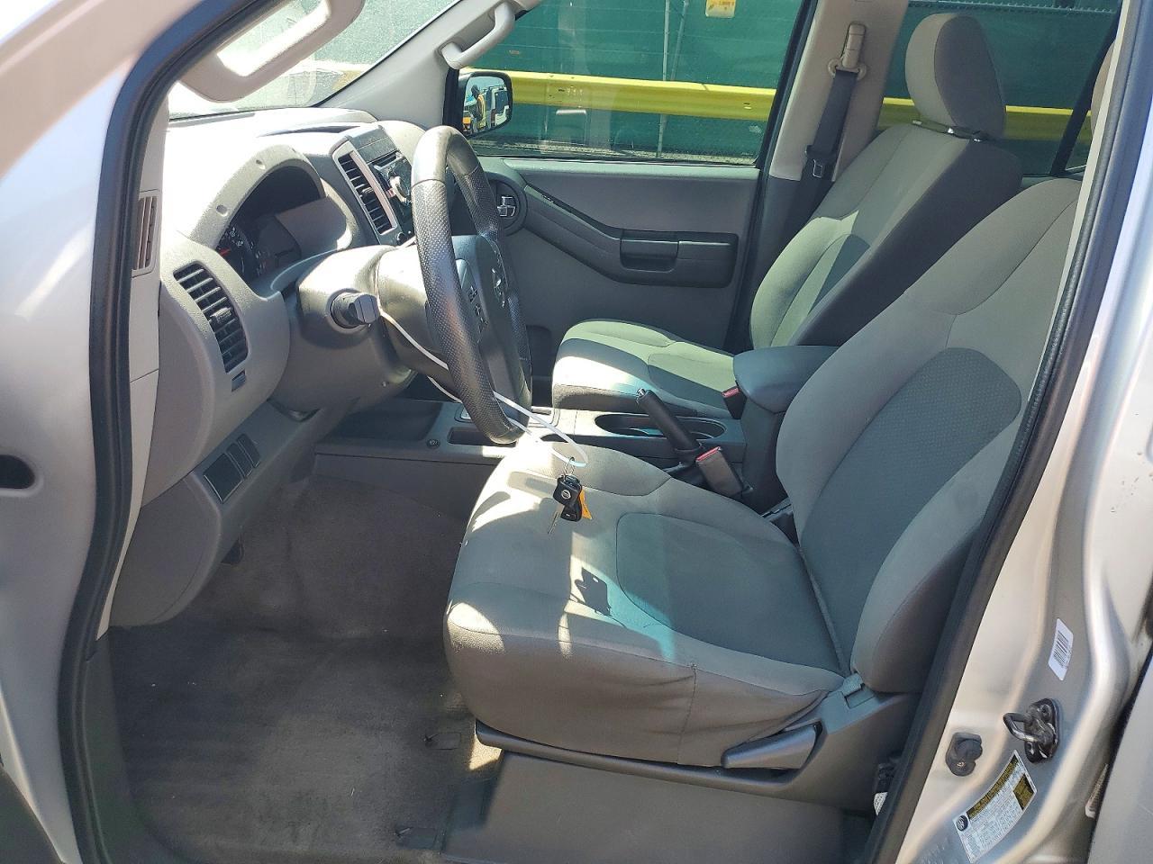 2014 Nissan Xterra X - Image 7