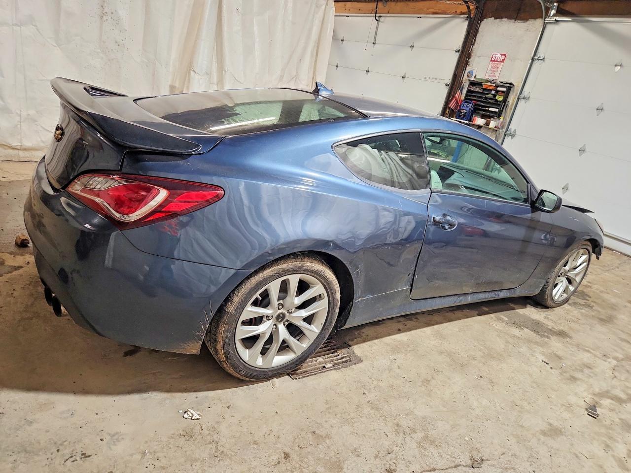 2013 Hyundai Genesis Coupe 2.0T Premium - Фото 3