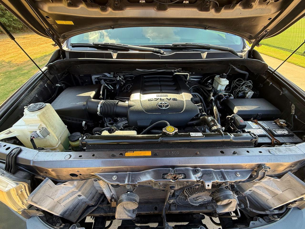 2012 Toyota Sequoia Platinum - Фото 7