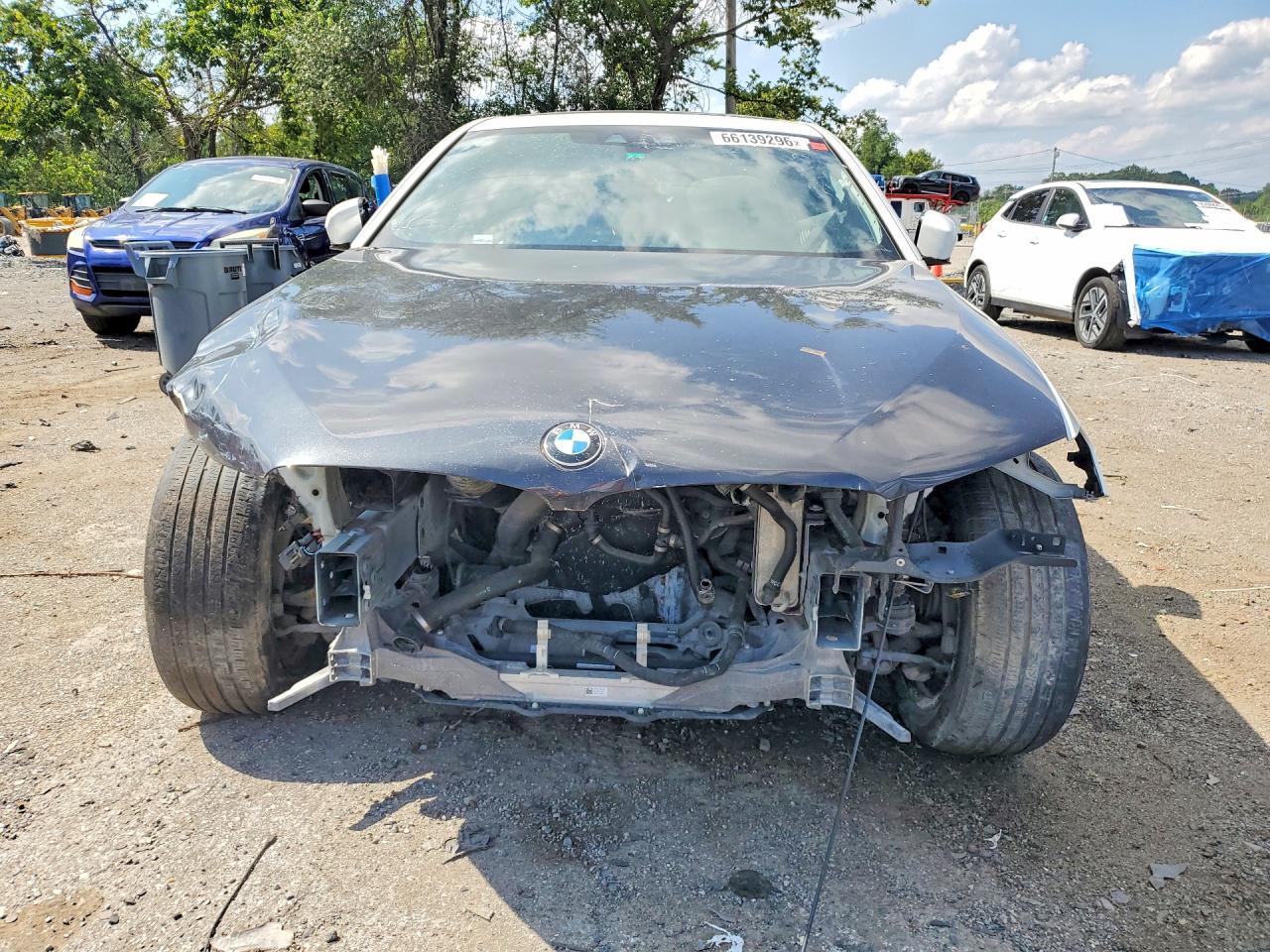 2019 BMW 530 Xi - Фото 5