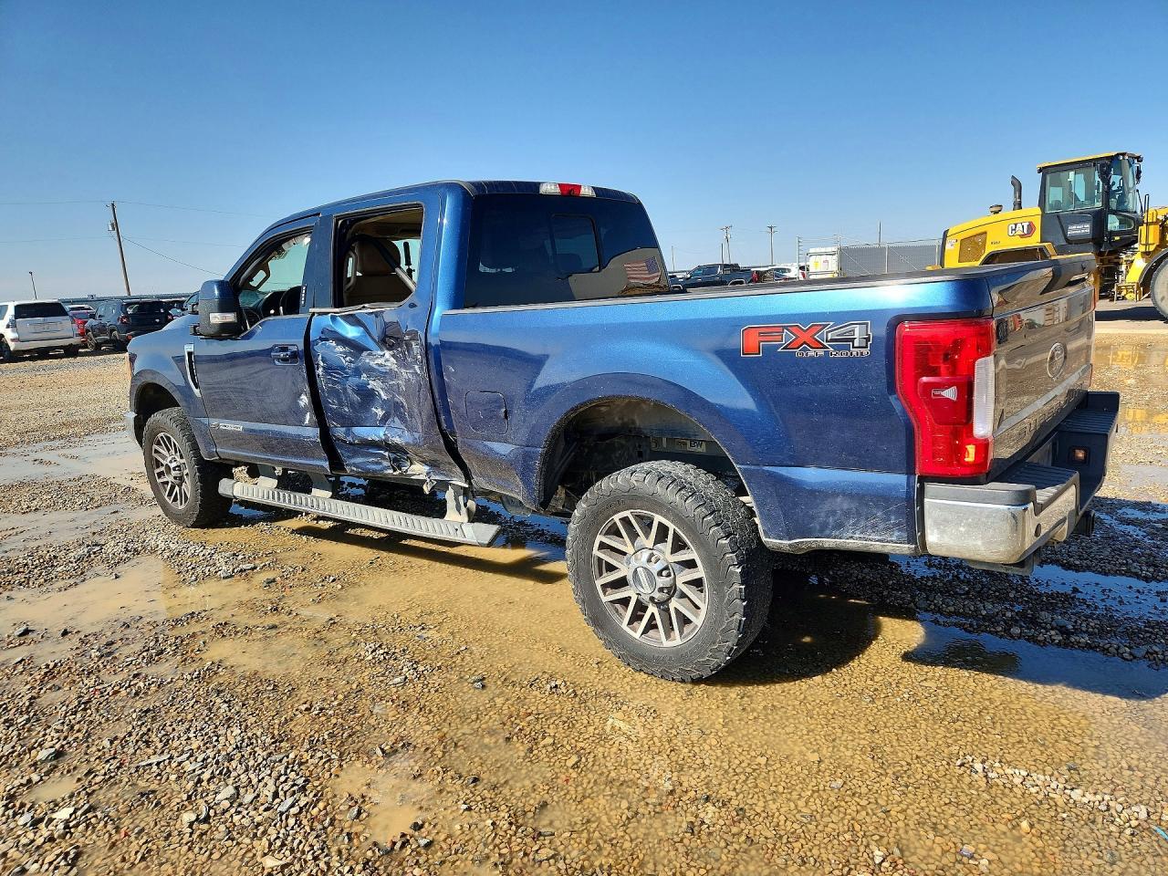2017 Ford F250 Super Duty - Фото 2
