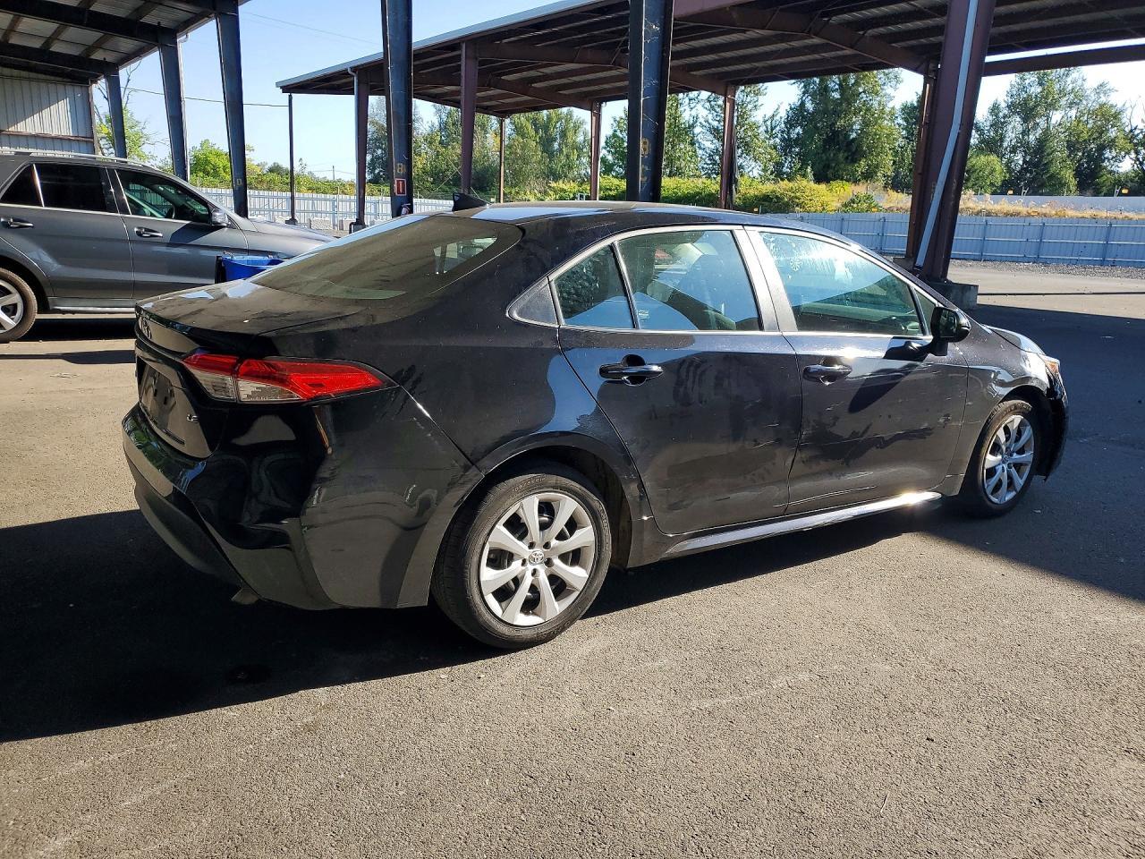 2024 Toyota Corolla Le - Фото 3