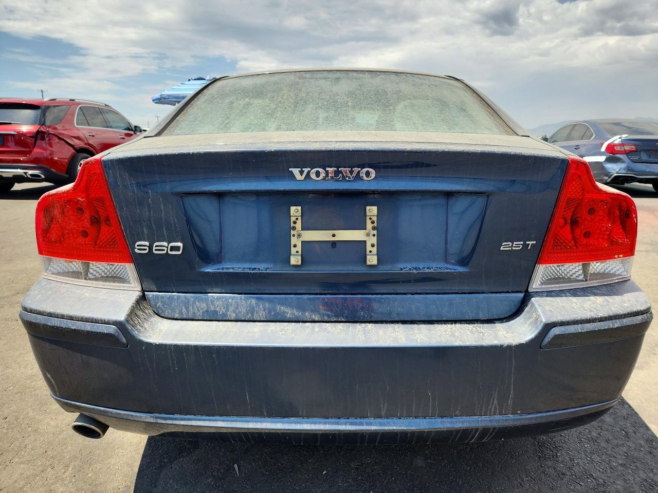 2007 Volvo S60 2.5T - Image 6