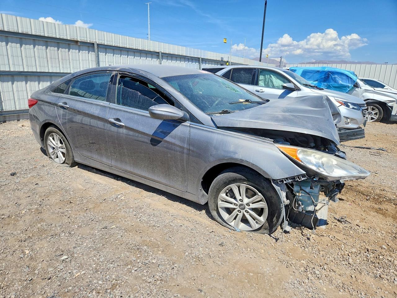 2013 Hyundai Sonata Gls - Image 4