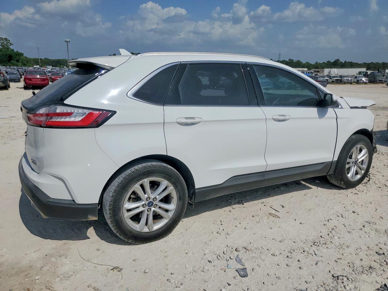 2019 Ford Edge Sel - Image 3