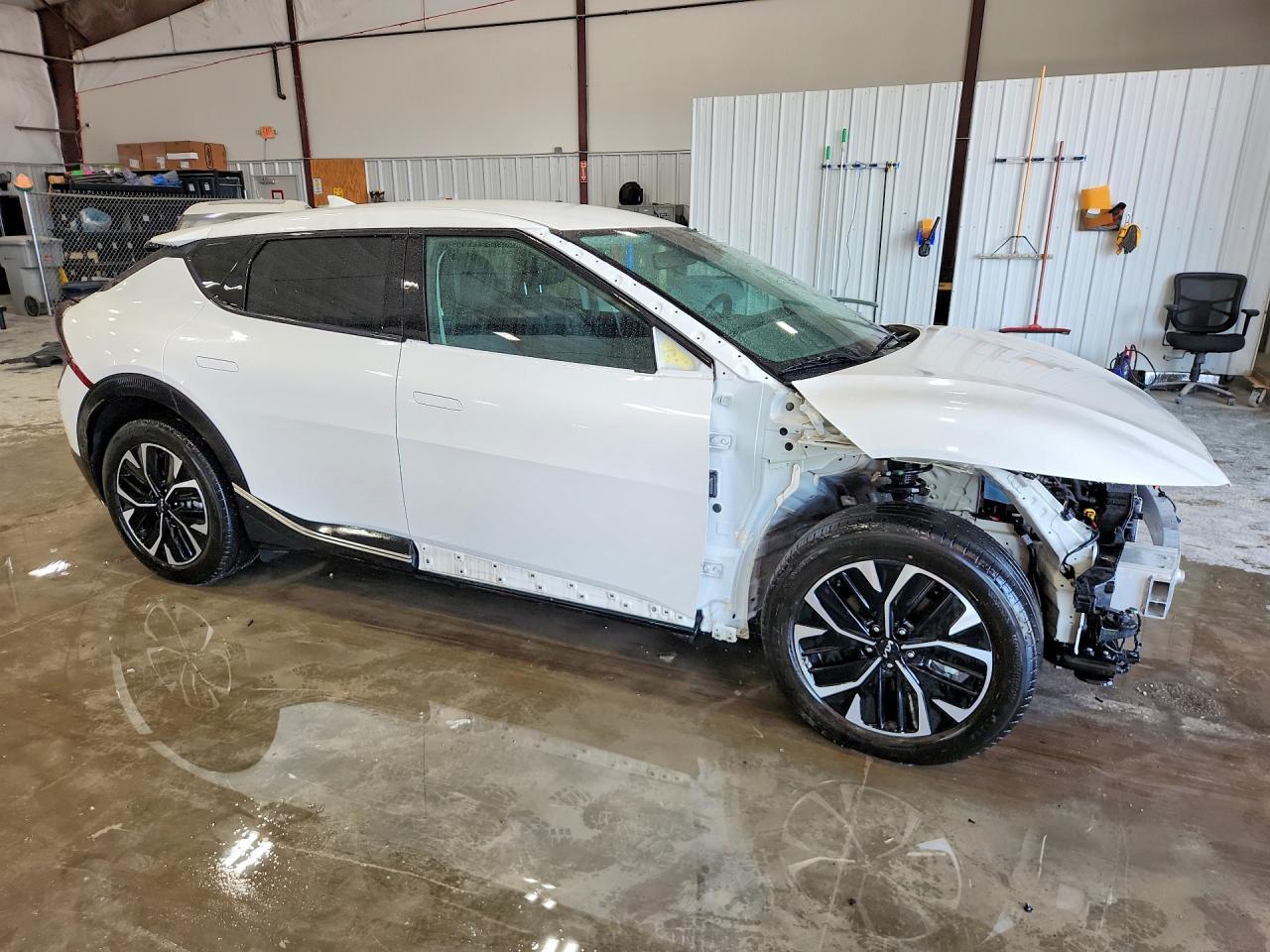 2024 Kia Ev6 - Image 4