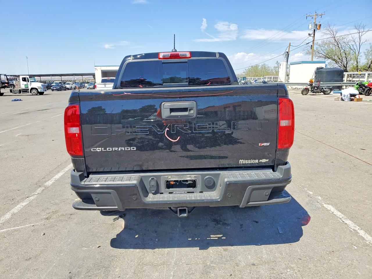 2022 Chevrolet Colorado Z71 - Фото 6