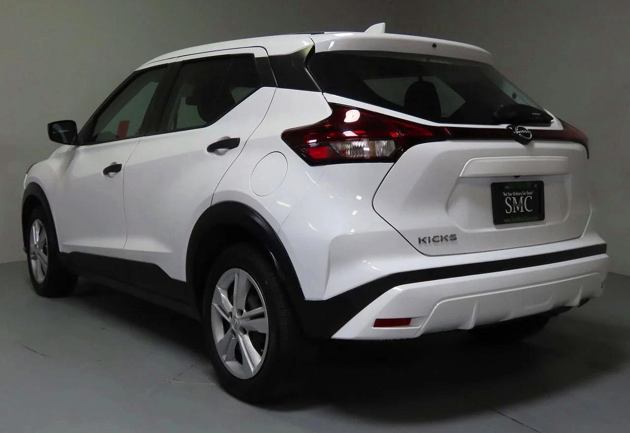 2024 Nissan Kicks S - Image 4