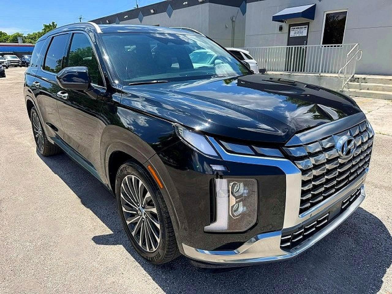 2023 Hyundai Palisade Calligraphy - Image 4