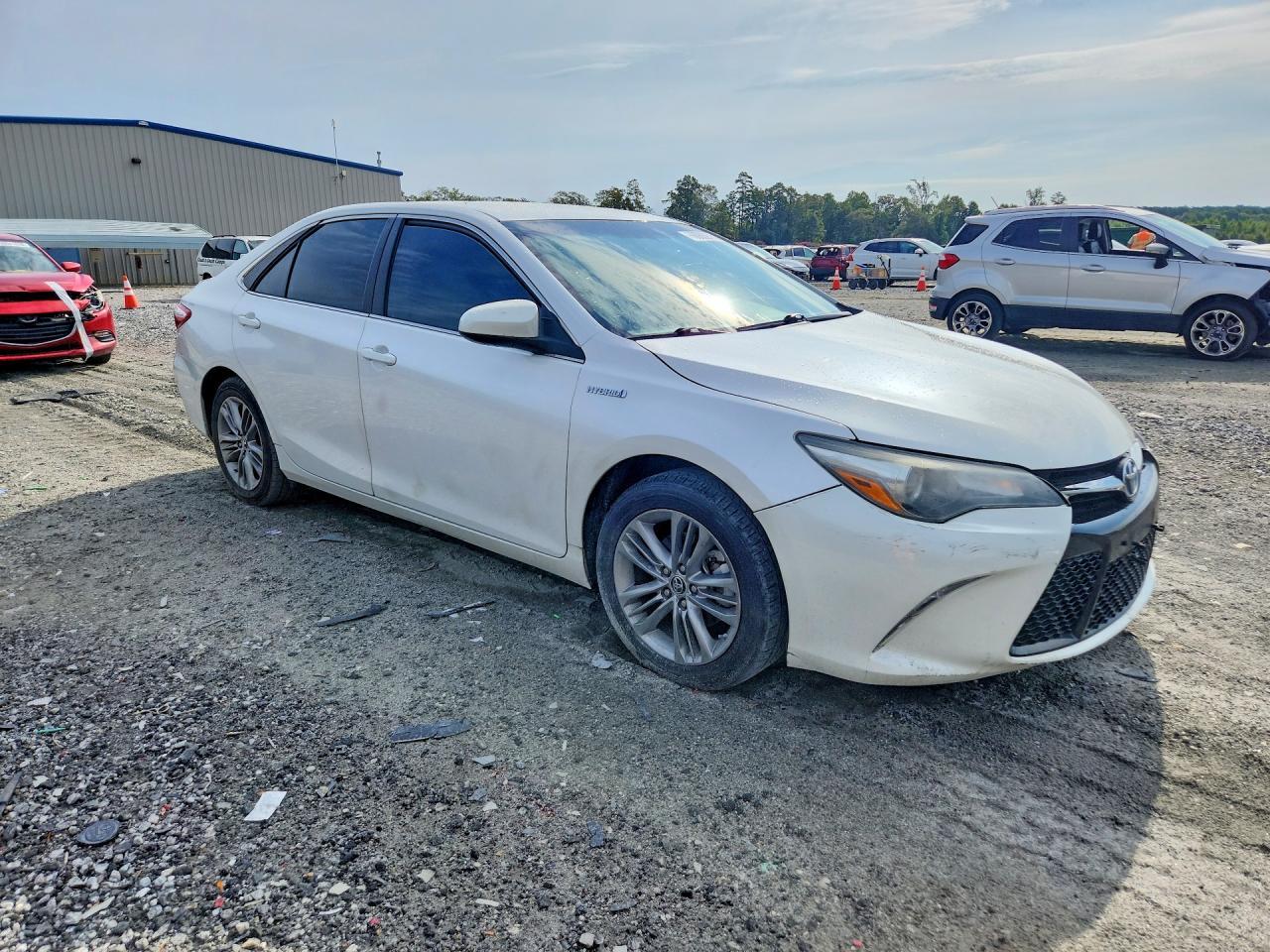 2016 Toyota Camry Hybrid Se - Image 4